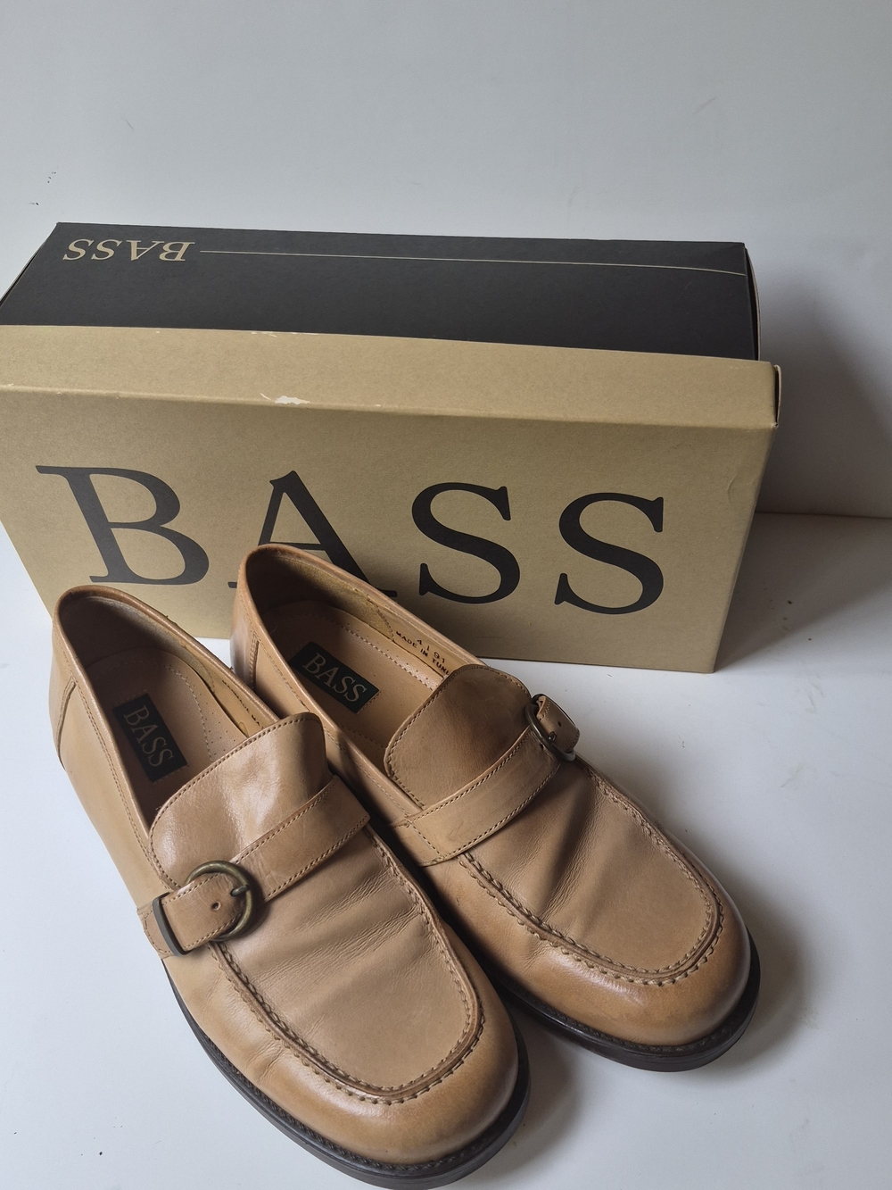 Bass Women's Tan Leather Buckle Slip-On Loafers